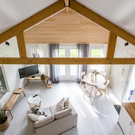 Chalet Met Loft - Vakantiepark De Schreiershoek ด็อคคุม ภายนอก รูปภาพ